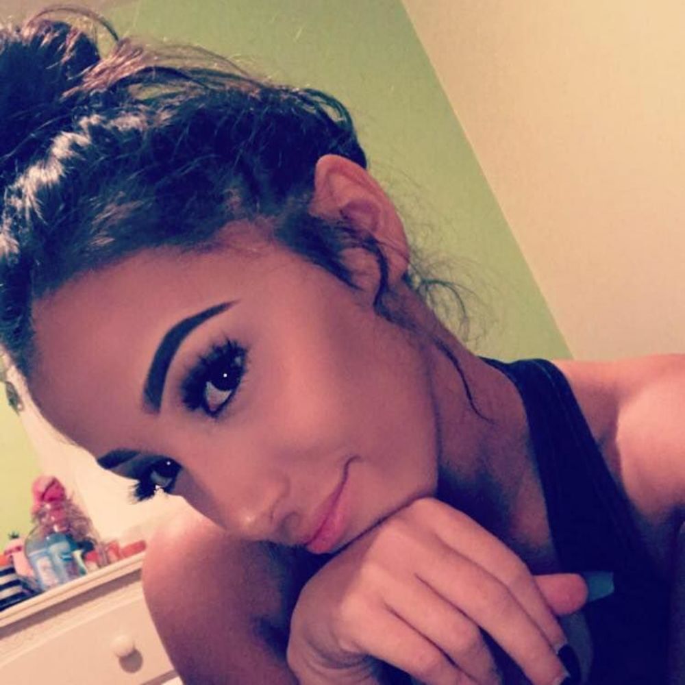 Meet your Posher, Lexi